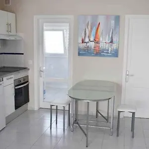 https://blue-ocean-puerto-del-carmen-lanzarote.puertodelcarmen-hotels.org