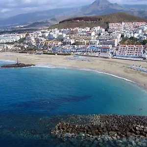 https://los-cristianos-center-los-cristianos-tenerife.in-canary-islands.com